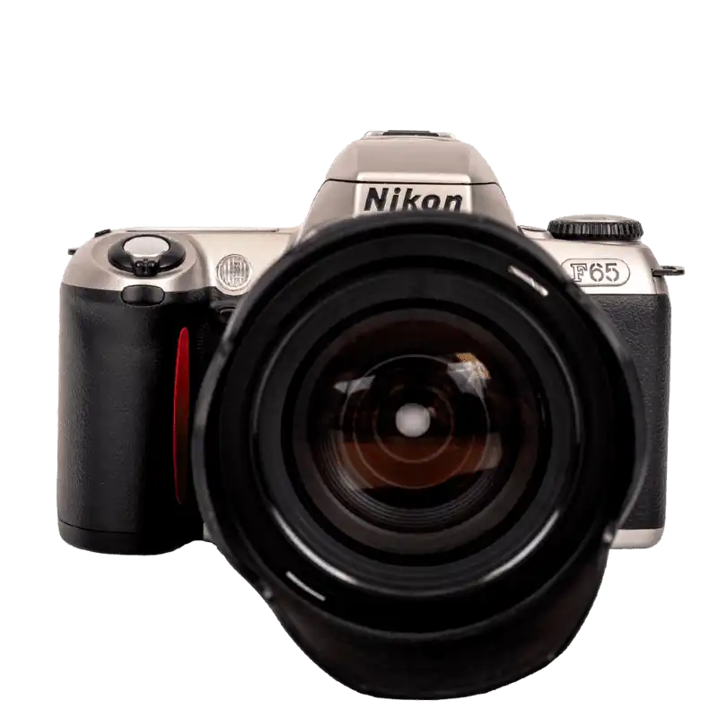 Nikon F65 + Nikkor 28-80