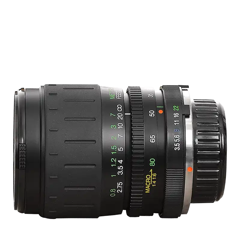 Cosina 28-80 f/3.5-5.6 makro (pre Minoltu) Cosina 28-80 f/3.5-5.6 makro (pre Minoltu)