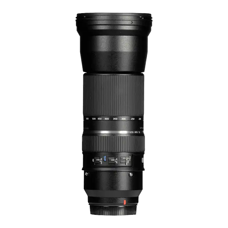 Tamron 150-600mm f/5-6.3 Di USD (pre Canon) Tamron 150-600mm f/5-6.3 Di USD (pre Canon)