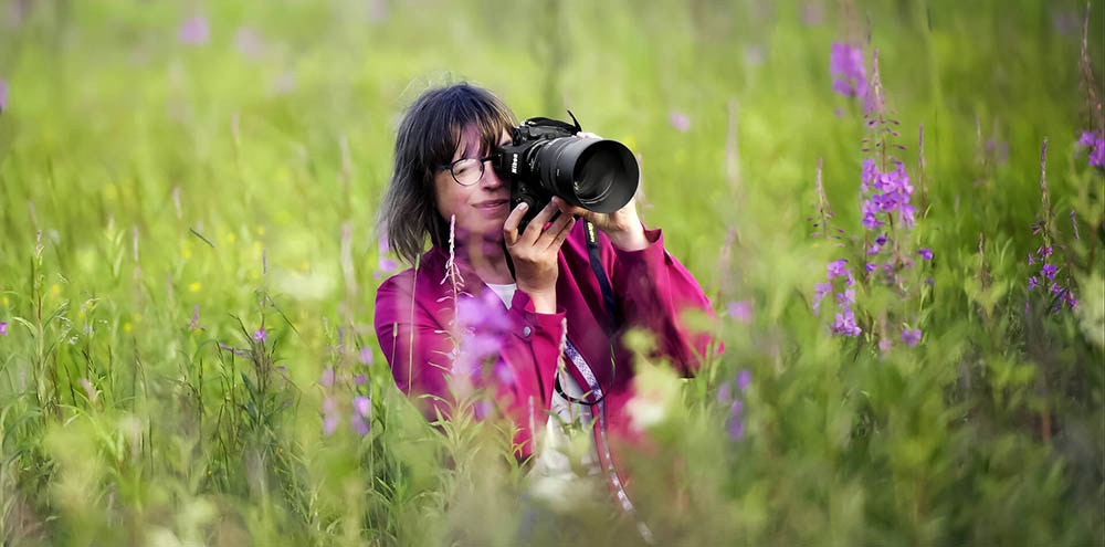 Slečna na lúke nikkor z 135mm